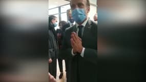 Emmanuel Macron à l'hôpital La Pitié Salpêtrière à Paris.