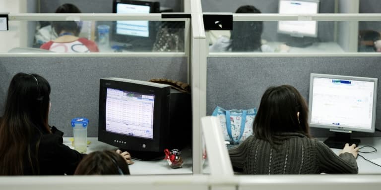 Le démarchage téléphonique est désormais interdit le week-end, le soir et les jours fériés en France