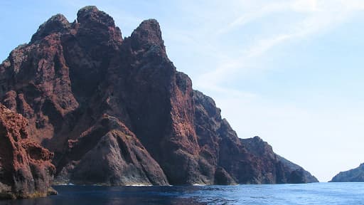 La réserve naturelle de Scandola est inscrite sur la liste du patrimoine mondial de l’Unesco.