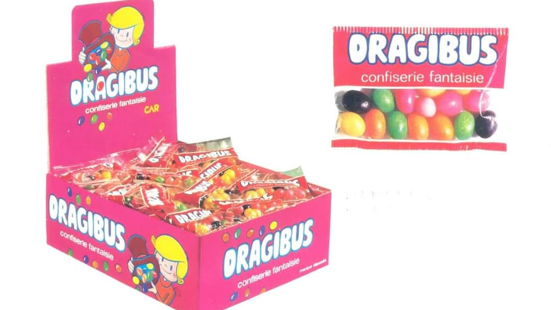 Des paquets de Dragibus dans les années 1970.