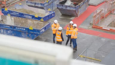 Axeau intervient dans la conception, la fabrication, l’installation et l’entretien des équipements de vantellerie et de dégrillage sur-mesure pour le secteur de l’eau et de l’assainissement. 