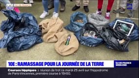 Paris: une opération de ramassage des déchets pour la Journée de la Terre