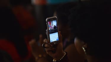 Instagram teste une méthode pour inciter à créer des contenus originaux en dissuadant de faire des captures d'écran