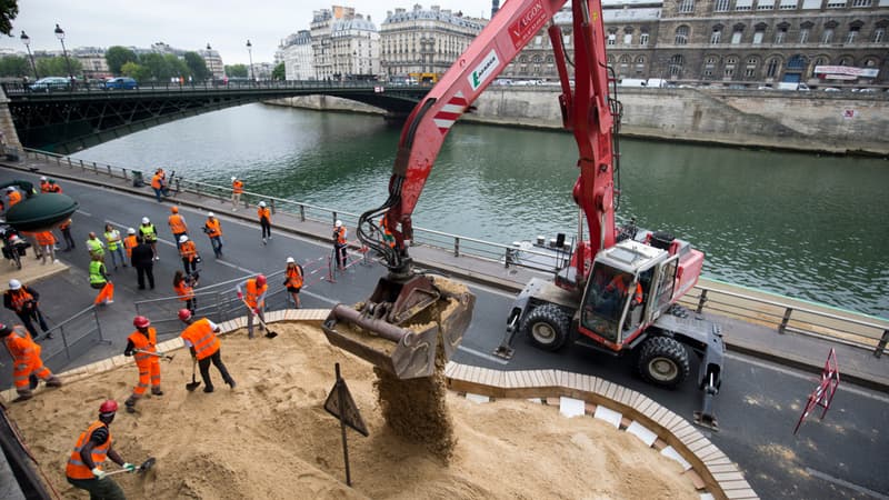 L'opération Paris Plages ouvre ce lundi sur les quais de Seine.