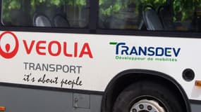 La CDC et Veolia Environnement repoussent la finalisation de leur accord sur Transdev au 31 octobre 2013.