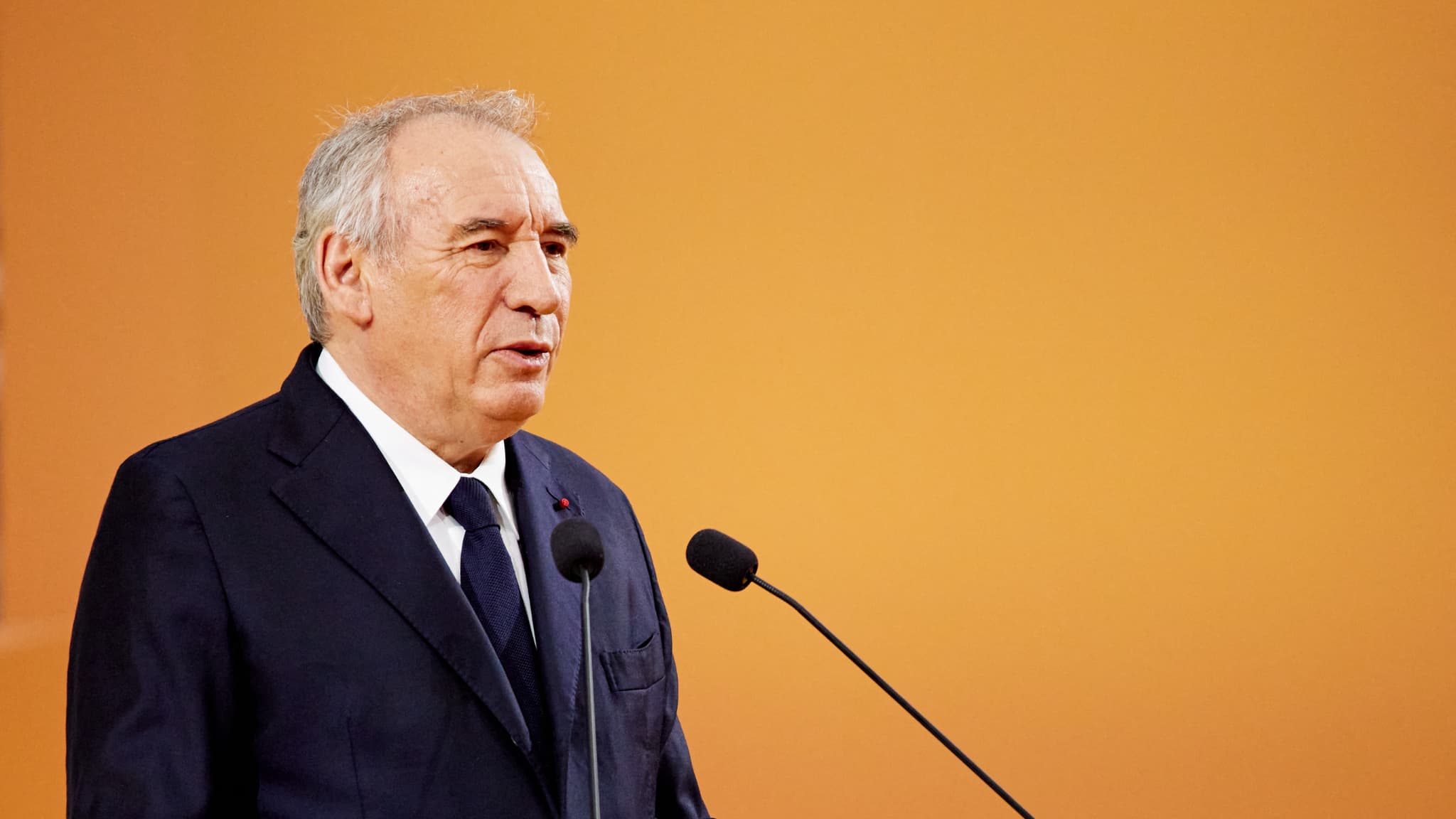 DIRECT. VOTE DE CONFIANCE: FRANÇOIS BAYROU INVITÉ DE BFMTV, GÉRALD DARMANIN FAIT SA RENTRÉE...