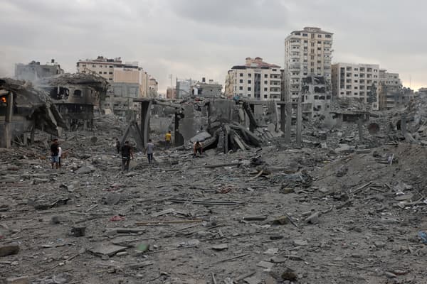 Des bâtiments détruits à Gaza, le 10 octobre 2023, après une frappe de l'armée israélienne