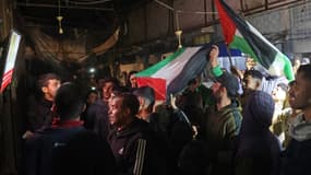 Des personnes font la fête dans une rue de Deir el-Balah, dans le centre de la bande de Gaza, le 15 janvier 2025. (Illustration)