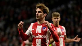 L'attaquant français de l'Atlético Madrid, Antoine Griezmann, après une occasion manquée contre Manchester United, lors du 8e de finale aller de la Ligue des Champions, le 23 février 2022 au Wanda Metropolitano Stadium