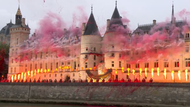 Le tableau très rock à la Conciergerie de la cérémonie d'ouverture des JO de Paris 2024 Le tableau très rock à la Conciergerie de la cérémonie d'ouverture des JO de Paris 2024