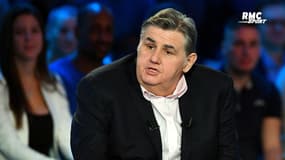 Pierre Ménès suspendu "jusqu’à nouvel ordre" par Canal +