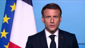Emmanuel Macron lors d'une interview présidentielle depuis Nouméa le 24 juillet 2023 
