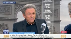Charles Aznavour a été "beaucoup affecté" par la mort de Johnny, assure Michel Drucker