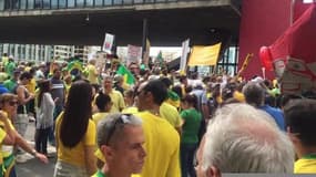 Manifestation contre Dilma Rousseff à São Paulo 2 - Témoins BFMTV