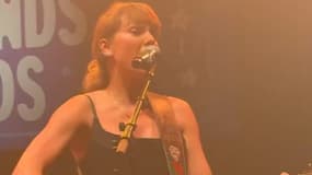 Taylor Swift, sur scène à Nashville le 24 juin 2025.