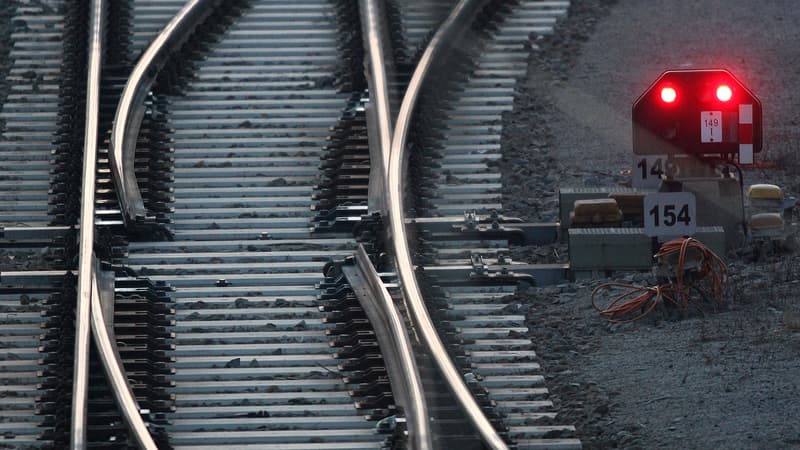 Une femme de ménage a été licenciée car elle avait traversé les voies de la gare d'Agen (illustration)
