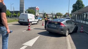 Les policiers allemands renforcent les contrôles sur le pont de l’Europe, entre Strasbourg et Kehl
