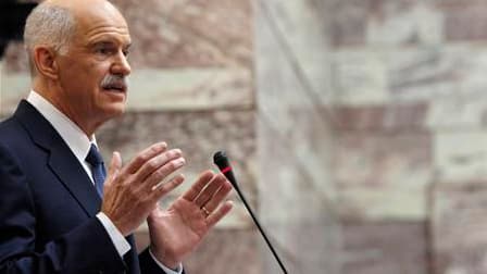 L'incompréhension voire la consternation domine mardi dans la zone euro, après que le Premier ministre grec George Papandréou a décidé de convoquer un référendum sur le nouveau plan européen de renflouement du pays. /Photo prise le 31 octobre 2011/REUTERS