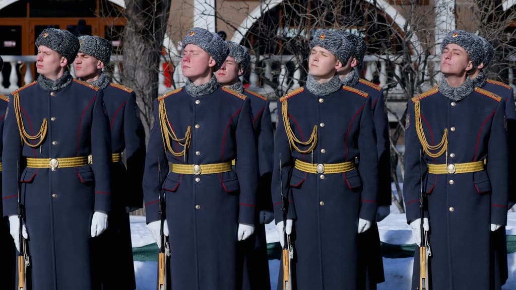 Londres dice que Rusia está movilizando a ex soldados para compensar las pérdidas