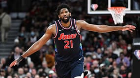 Joel Embiid avec Philadelphie, en avril 2022.