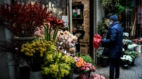 Un fleuriste à Paris, le 24 décembre 2020.
