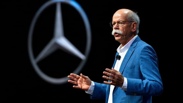 Dieter Zetsche, PDG de Daimler durant une conférence de presse le 7 mars 207 à Genêve