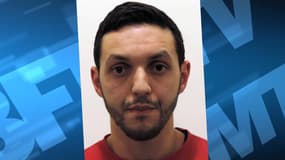 Mohamed Abrini a été inculpé des chefs d'"assassinats terroristes" et de "participation aux activités d'un groupe terroriste" a indiqué samedi le parquet fédéral belge. 