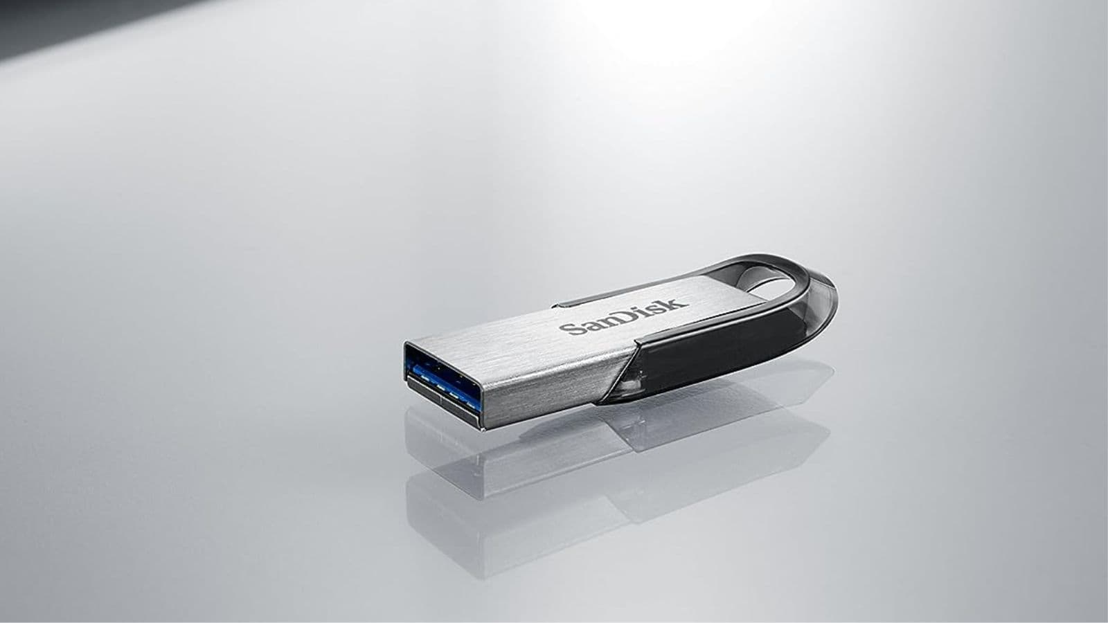 Clé USB 3.0 Ultra 256 Go SANDISK à Prix Carrefour