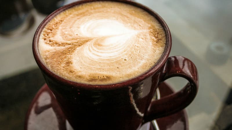 Pour la moitié de la population, le café n'empêche pas de dormir.