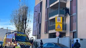 Une femme bloquée sur son balcon a été évacuée par les pompiers à Nice. 