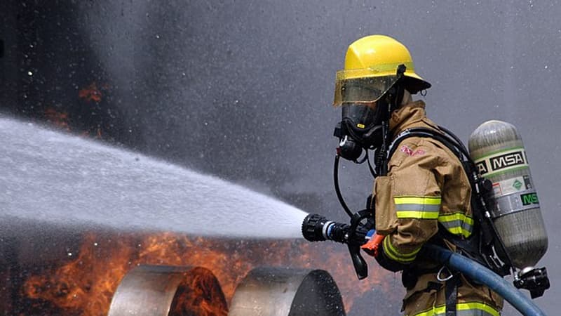 Pyrénées-Orientales: plus de 130 vacanciers évacués à cause d'un incendie