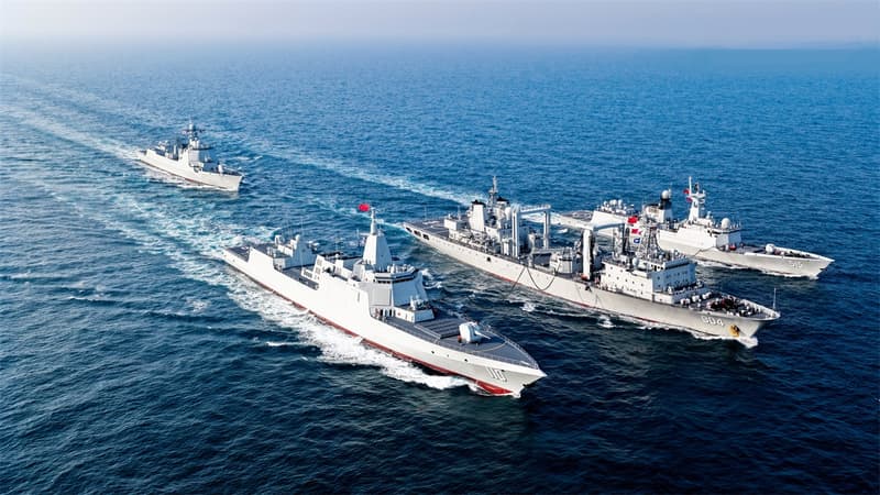 Des mines à déploiement clandestin, des bombes-torpilles "quicksink", des missiles hypersoniques à bas coût... Alors qu'ils ont 140 navires de guerre de moins que les Chinois, les Etats-Unis s'équipent secrètement pour contrer Pékin