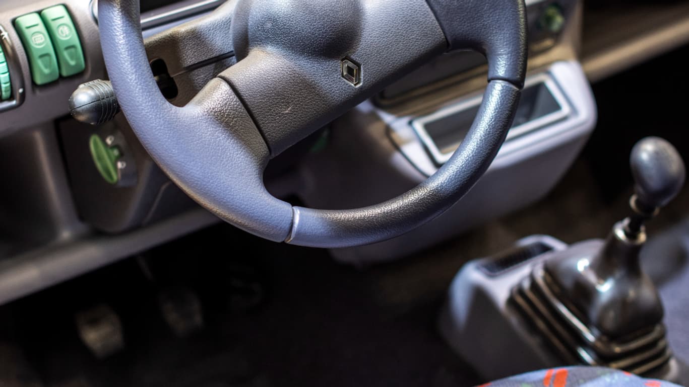 L'intérieur typique des Twingo de première génération L'intérieur typique des Twingo de première génération