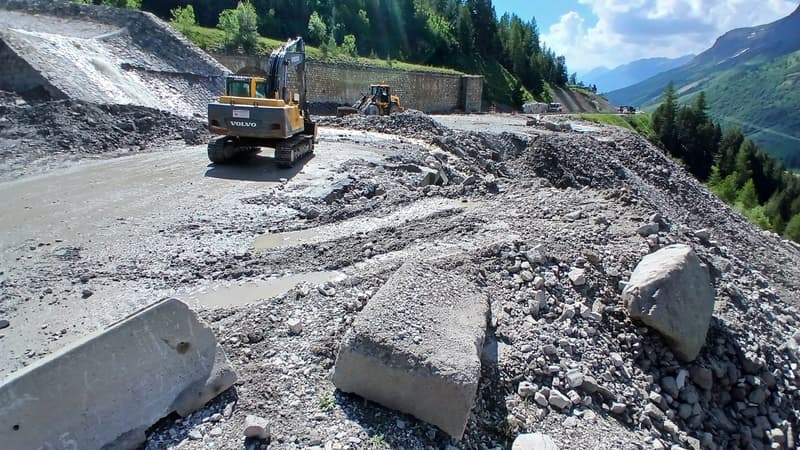Un violent orage au nord des Hautes-Alpes provoque plusieurs coulées de boue sur la RD 1091, un automobiliste secouru