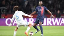 Danilo Pereira face à Oussama Targhalline, à Paris le 27 avril 2024