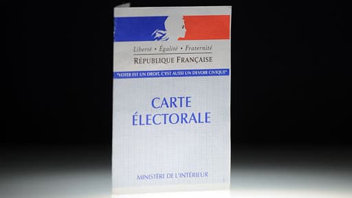 Pour voter, il faut présenter une carte d'électeur et une pièce d'identité