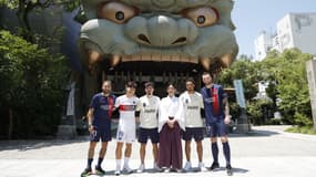 Les stars du PSG prennent la pose au Japon, le 24 juillet 2023