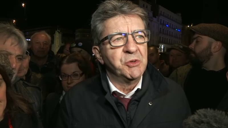 Jean-Luc Mélenchon place de la République à Paris, ce mardi 19 février.