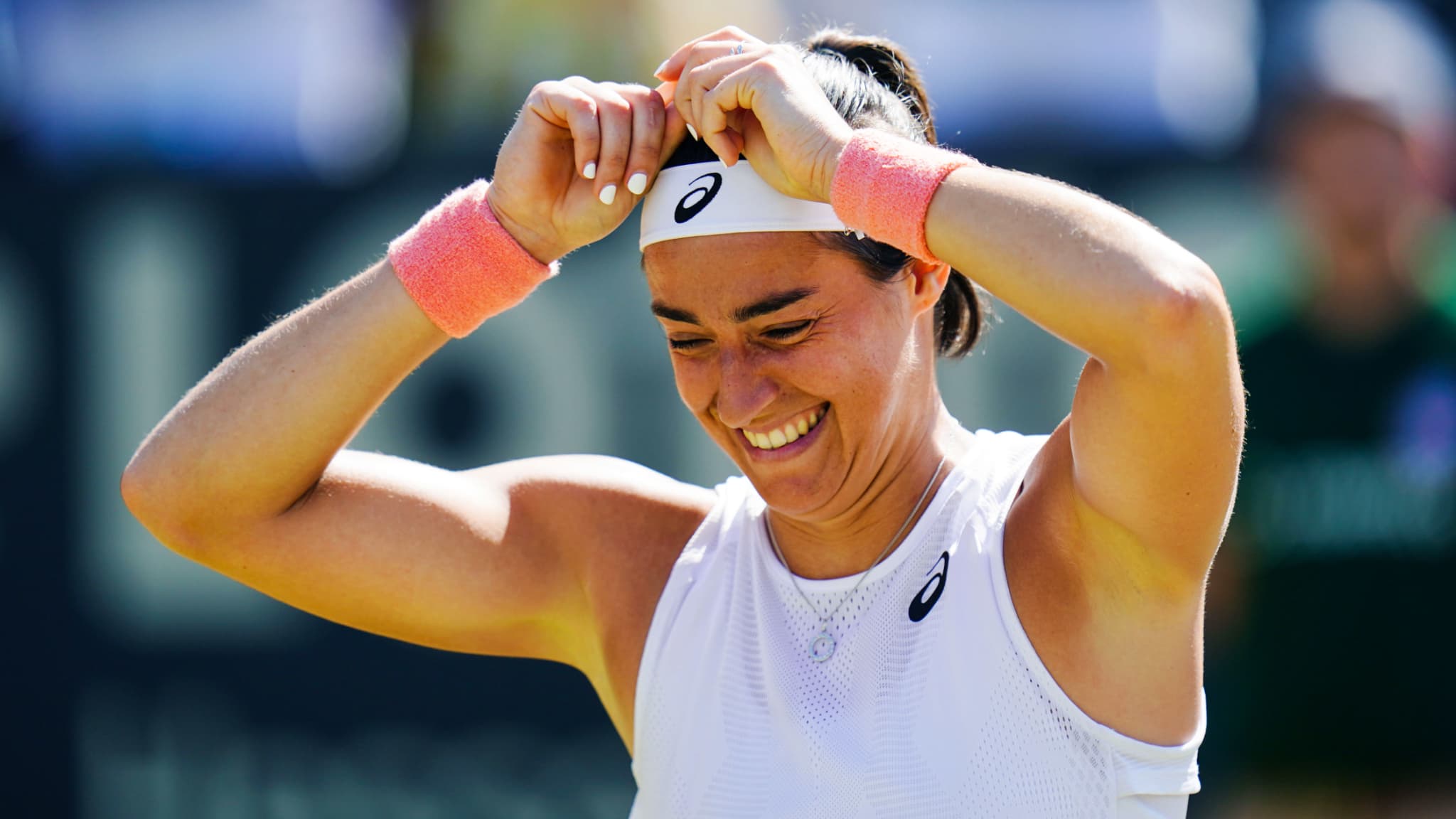 Wimbledon: Impériale, Caroline Garcia Torpille Emma Raducanu Devant Son ...