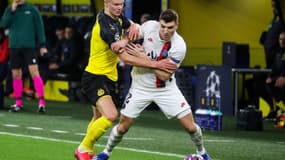 Thomas Meunier face à Erling Braut Haaland.