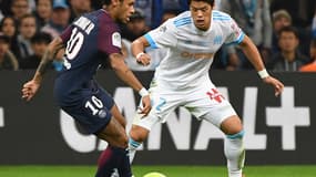 Neymar face à Hiroki Sakai - AFP