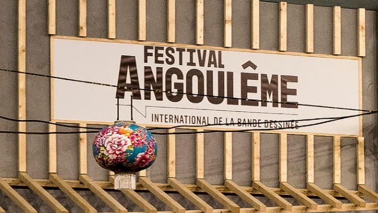 À défaut de choisir entre eux, l'association propriétaire du festival de BD d'Angoulême (FIBD), menacé de boycott de sa prochaine édition, a prôné samedi le rapprochement des deux candidats à sa future organisation