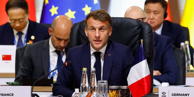 Emmanuel Macron à Johannesburg, en Afrique du Sud, pour le sommet du G20, le 22 novembre 2025.