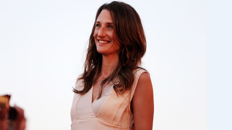 La comédienne Camille Cottin sur le tapis rouge de Cabourg, le 17 juin 2017.