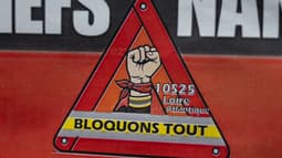 Un logo du mouvement "Bloquons tout le 10 septembre", à Nantes, le 30 août. 
