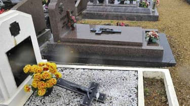 Une tombe dégradée - photo d'illustration