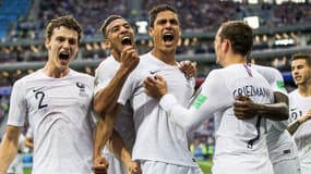 Raphaël Varane avec l'équipe de France contre l'Uruguay lors de la Coupe du monde 2018 en Russie