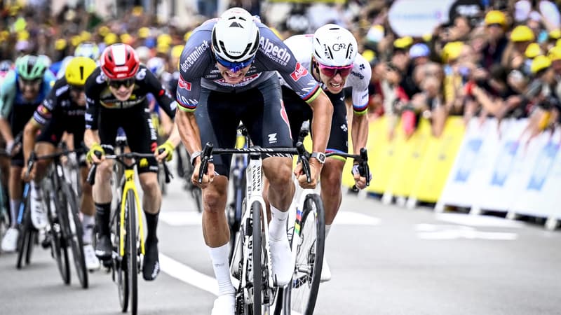 J. Vingegaard, M. Van Der Poel, T. Pogacar