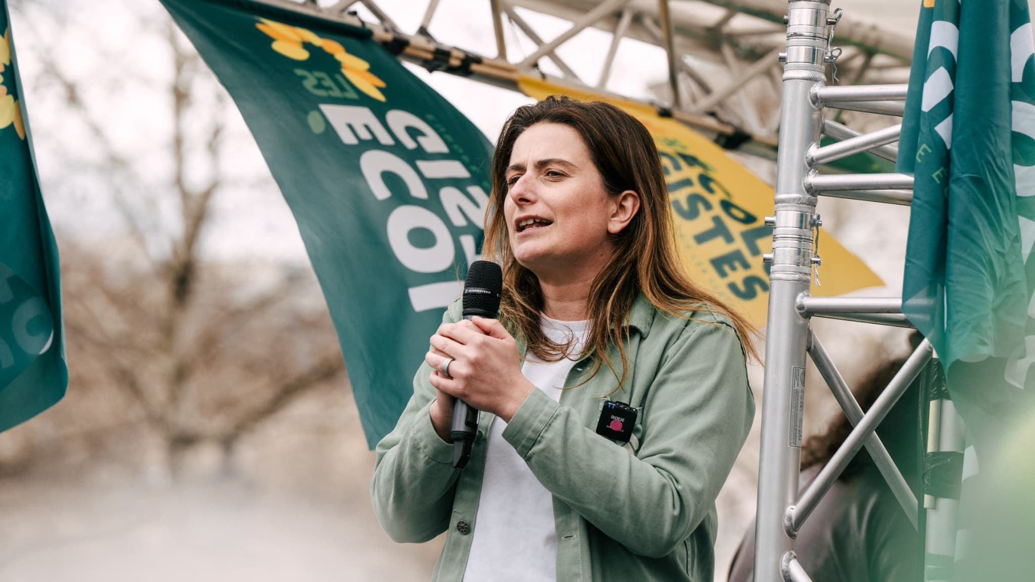 RASSEMBLEMENT DU MEDEF: LES ÉCOLOGISTES ANNONCENT UN "CONTRE-MEETING" POUR "DÉFENDRE LES PRINCIPES DE JUSTICE FISCALE ET DE SOLIDARITÉ NATIONALE"