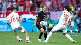 L. Modric vs Pedri et M. Oyarzabal